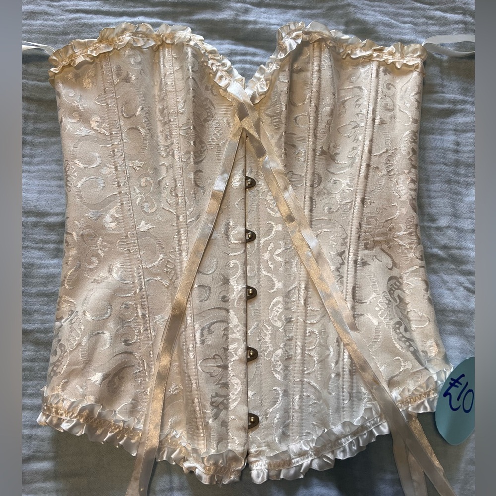 Women’s Vintage White French Lace Corset